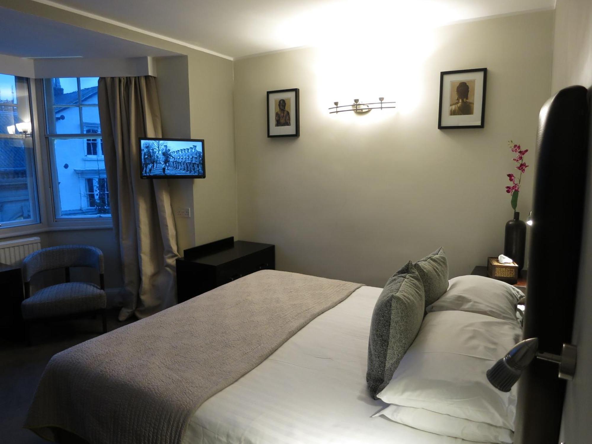 The Studley Hotel Χαρογκέιτ Δωμάτιο φωτογραφία